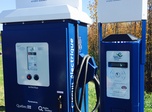  Le Circuit électrique offre plus de 400 bornes de recharge publiques pour véhicules électriques, dont 8 bornes de recharge rapide.
